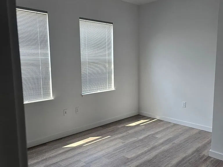 1620 SW Juniper Ave — Photo 10