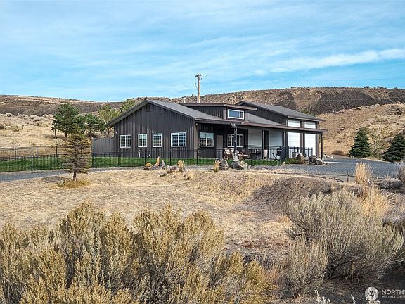 3rd image of 21489 State Highway 17N