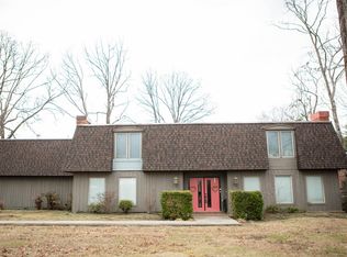 2115 Gatesborough Cir, Murray, KY 42071