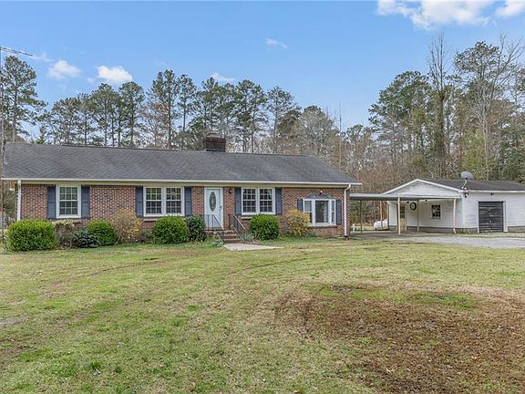 3rd image of 1551 Shellito Ln