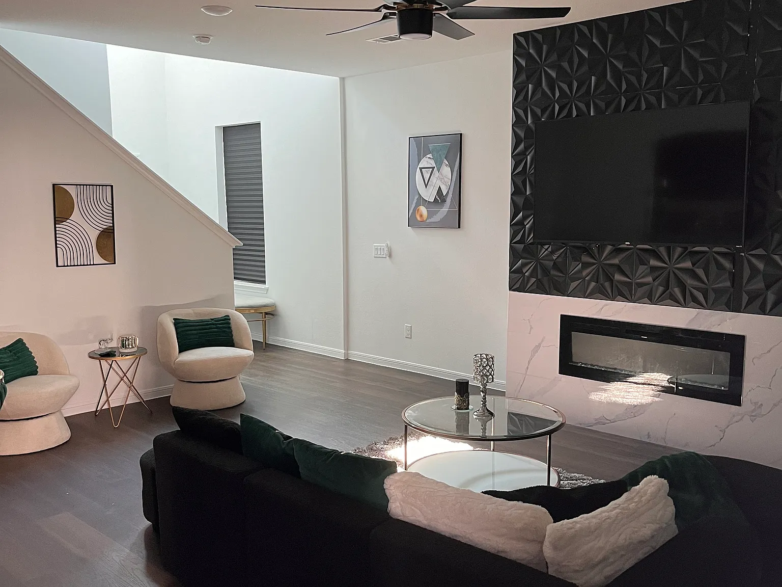 4 bed, 2.5 bath, 1814 sqft, $2,400 — Photo 3