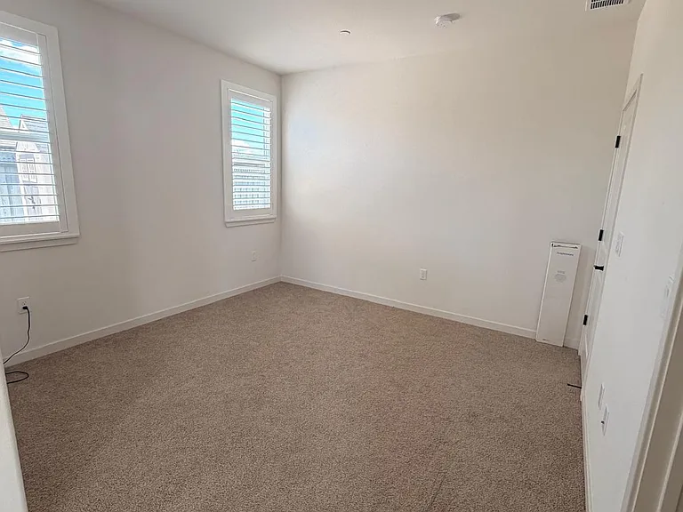 Bed room