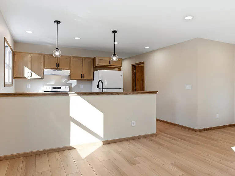 313 E Martin St #1 — Photo 7