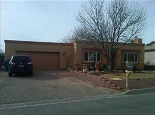 1620 Borealis Ave SE, Rio Rancho, NM 87124
