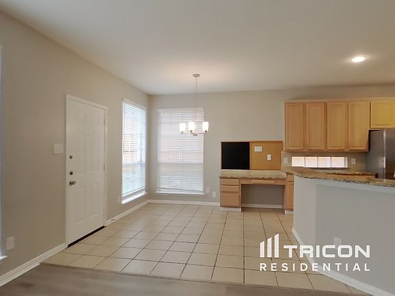 4th image of 8128 Mount Shasta Cir