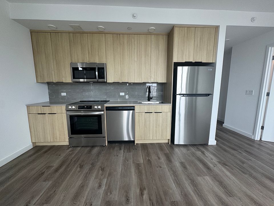 1st image of 2455 3rd Ave APT 11K