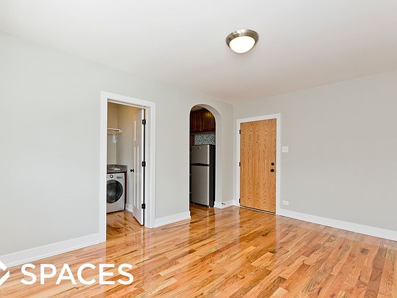 2nd image of 550 W Arlington Pl APT 411