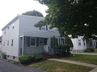 190 Willow St, West Roxbury, MA 02132