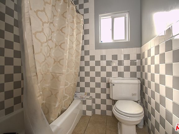 3rd image of 3287 City Terrace Dr