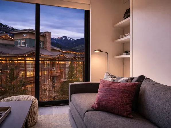 2670 Canyons Resort Dr #416, Park City, UT 84098