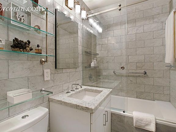 3rd image of 345 E 93rd St APT 19G