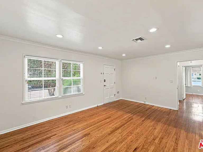 2904 Oakhurst Ave — Photo 5
