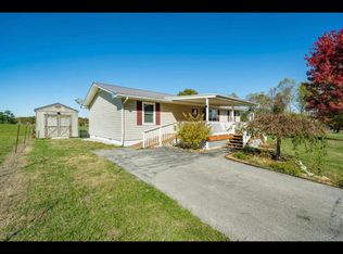 128 Hayes Rd, Crossville, TN 38555