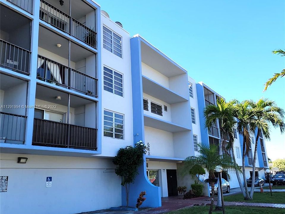 1st image of 1250 NE 125th St APT 304D