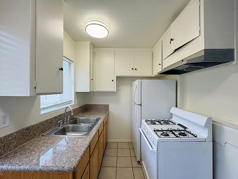 701 W Newmark Ave #A — Photo 7