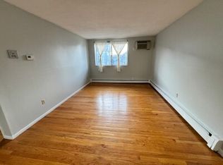 (Undisclosed Address), Somerville, MA 02145