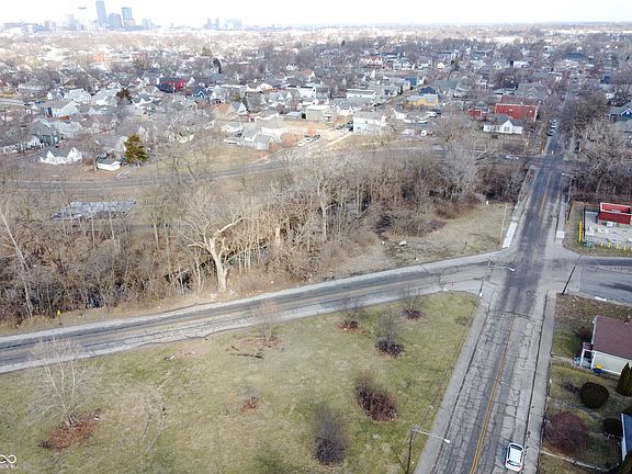 3rd image of 1514 Churchman Ave