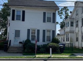 38 S Main St, Wrightstown, NJ 08562