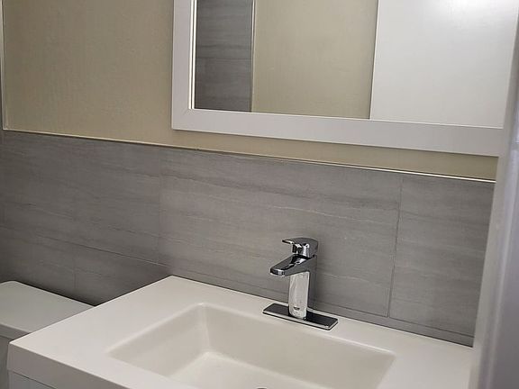 5th image of 3515 25th St #101