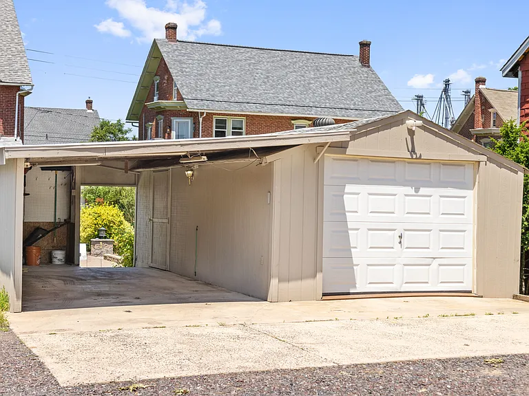 34 E Reliance Rd — Photo 28