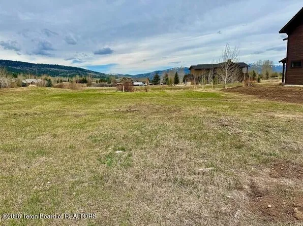 106 Moulton Ln, Victor, ID 83455