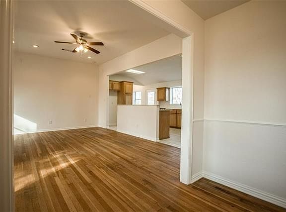 5th image of 7009 Hovenkamp Ave
