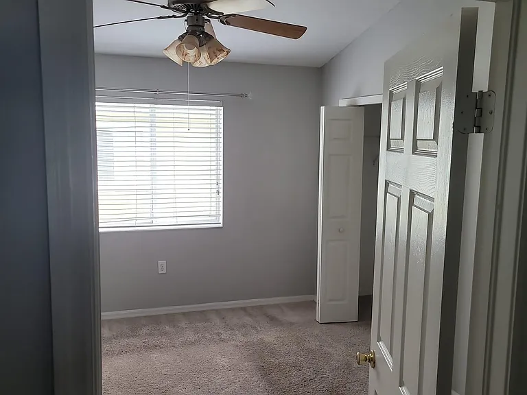 8505 Trail Wind Dr — Photo 4