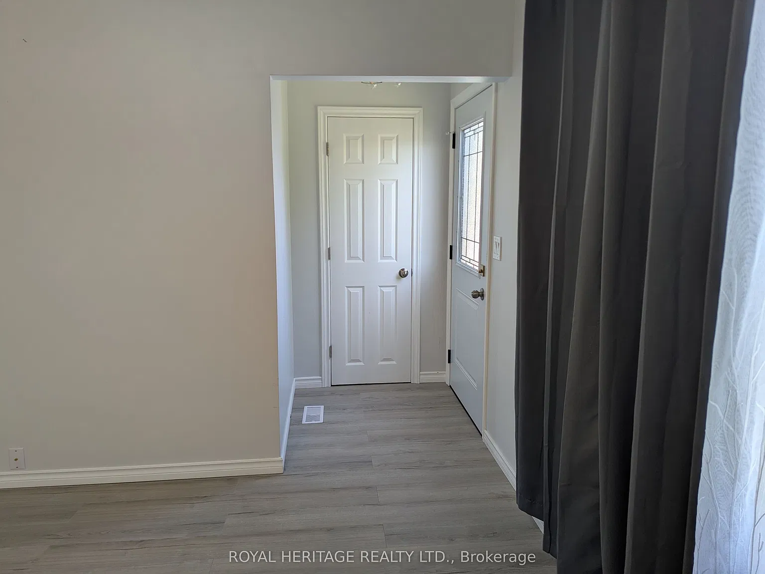 3 bed, $2,800 — Photo 4