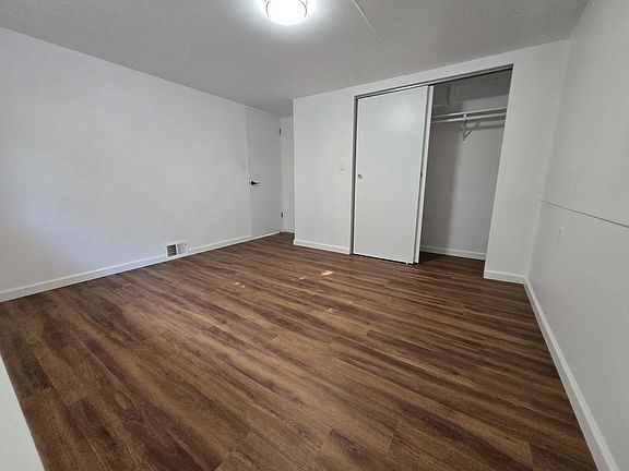 5th image of 1316 Bellevue Way SE