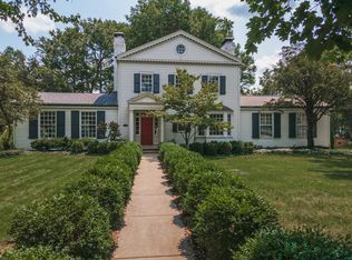 1909 E Oakland Ave, Bloomington, IL