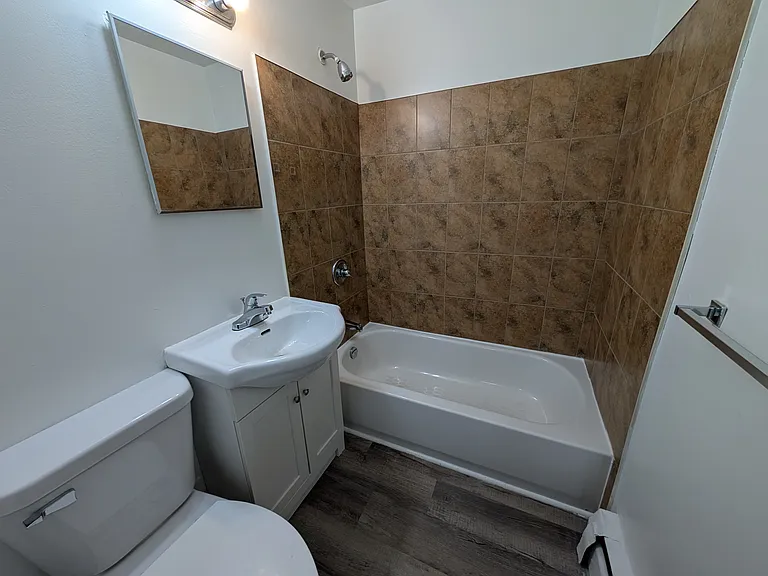 44 River Rd #7 — Photo 9