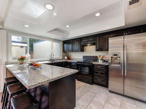 2nd image of 7080 Coral Gables Cir