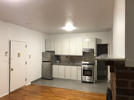 Rented by Triumph Property Group | media 8