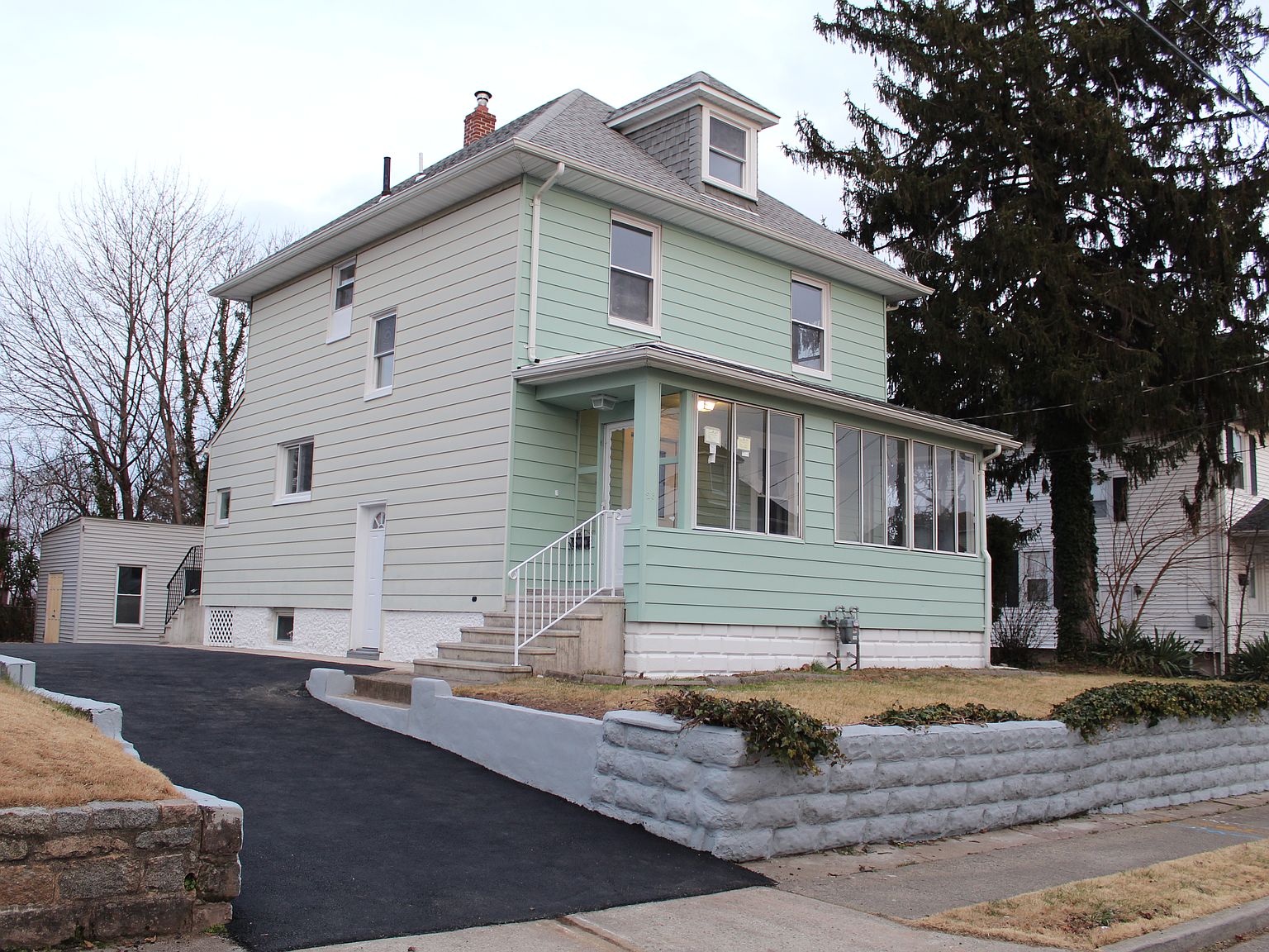 28 Spring St, Clifton, NJ 07011 Zillow