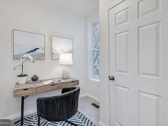 2nd image of 2224 Greenwich St