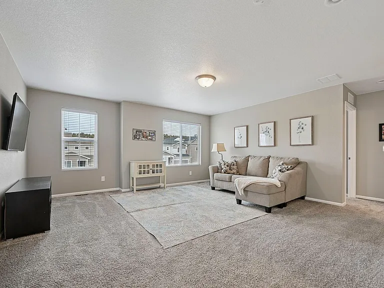 5233 Makalu Dr — Photo 15