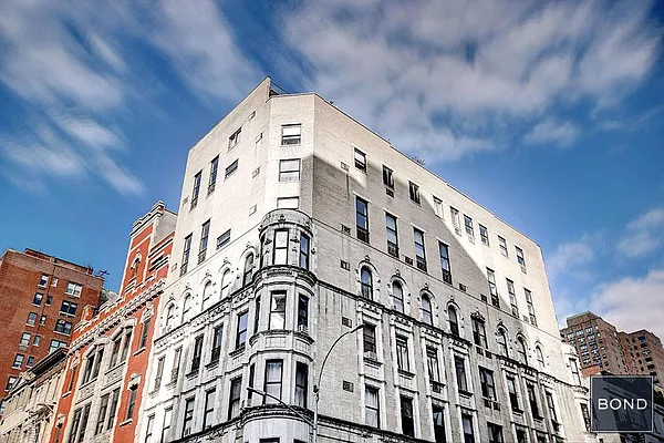 Rented by Bond New York | media 12