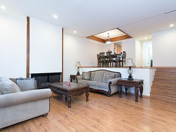 4th image of 4842 1/2 McConnell Ave