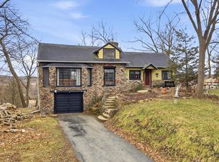 1576 Highland AVENUE, Hubertus, WI