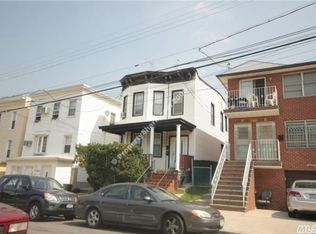 2209 124th St, Flushing, NY 11356