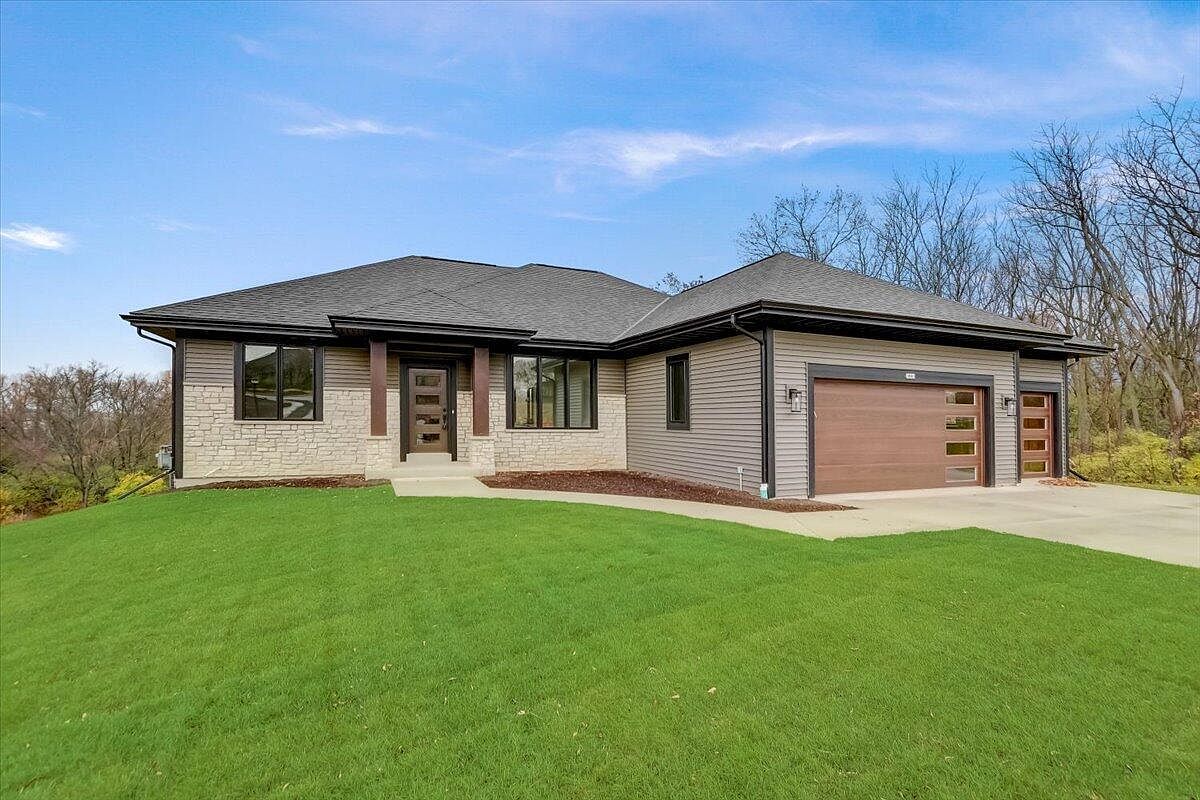 3841 Madison STREET, Waukesha, WI 53188 MLS 1836065 Zillow