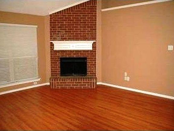 4th image of 7736 Briarstone Ct
