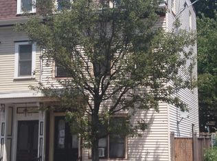 66 L St, South Boston, MA 02127