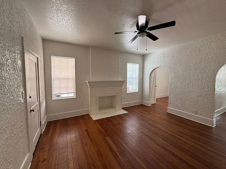 434 E Tillman Ave #2 — Photo 10