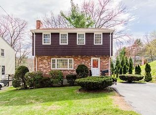 11 Glen Rd, Dedham, MA 02026