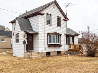 1412 Jefferson St, Oshkosh, WI 54901