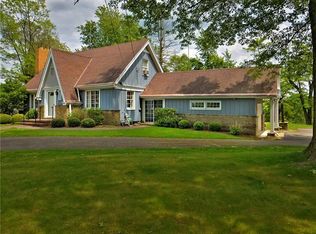 618 Summit Dr, Verona, PA