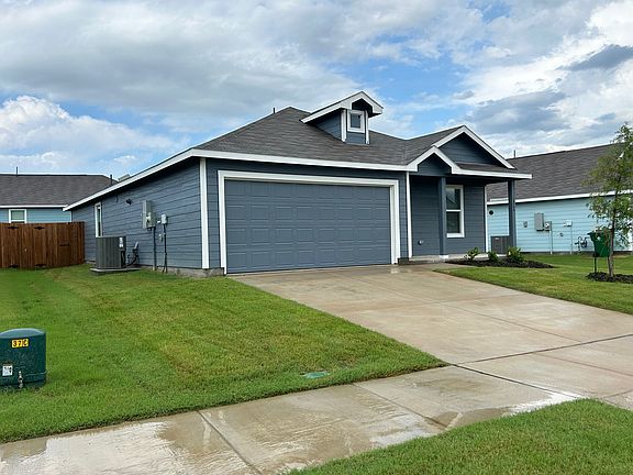 2nd image of 1264 Eclipse Ln