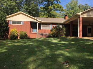 3301 Crescent Cir SE, Huntsville, AL 35801