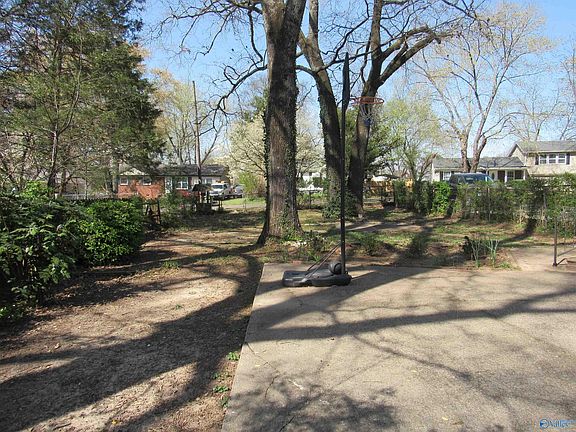 4th image of 431 S Plymouth Rd NW